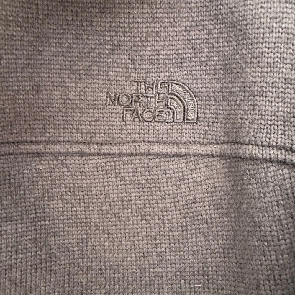 The North Face Men's Dark Half Zip‎ Sweater 2XL
